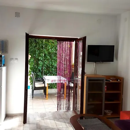 Banoci Apartment Vir